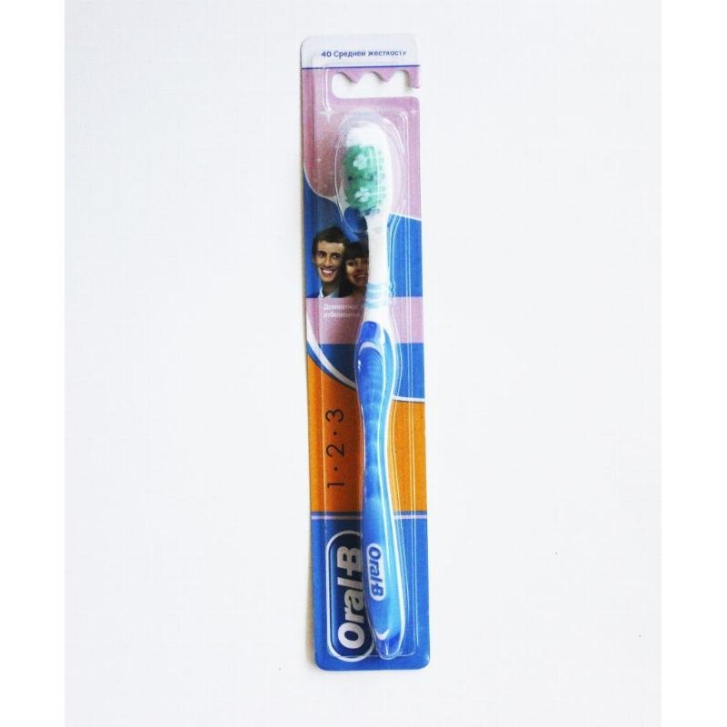 Зубная щетка Oral-B для деликатного отбеливания средняя